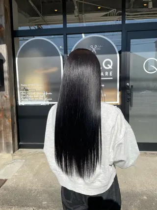 カラー 見奈美 凜のヘアスタイル