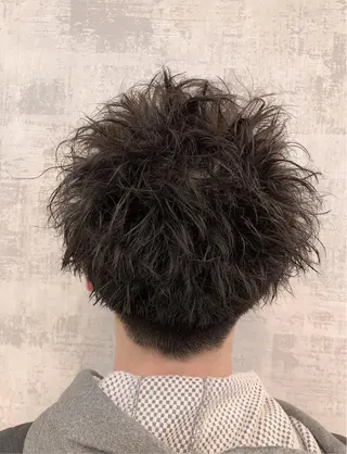 ショート パーマ メンズ 北脇 健治のヘアスタイル