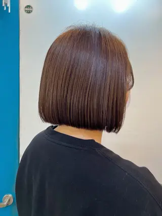 ショート カラー KANA/ボブ/ インナーカラー/艶髪のヘアスタイル