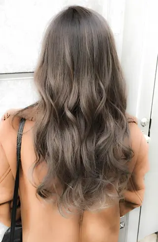 ロング カラー ヘアアレンジ MiU所属・韓国×髪質改善×美髪 縮毛矯正×レイヤーのヘアスタイル