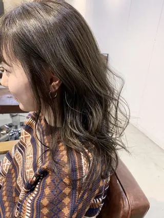 セミロング カラー パーマ ヘアアレンジ メンズ キッズ ネイル マツエク・マツパ 中津No.1髪質改善 店長✨透ける暗髪のヘアスタイル