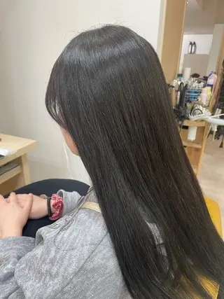 ロング カラーモデル/Un Fleur/田口流名のヘアスタイル
