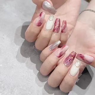 ネイル NEO Beauty Salon所属・𝐍𝐄𝐎 𝐉𝐔𝐑𝐈のネイルデザイン