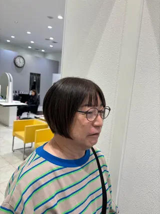 ショート カラー 🩶米澤 美月🩶のヘアスタイル