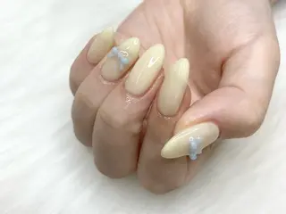 ネイル アイズ渋谷店所属・アイズ~is~渋谷店 hiyo🐈‍⬛のネイルデザイン