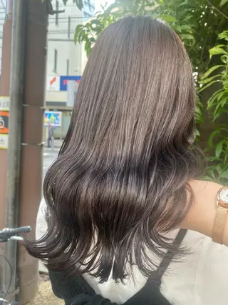 ミディアム 大野 美紅のヘアスタイル