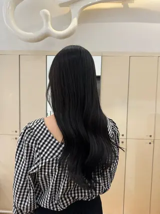 ロング カラー ヘアアレンジ 吉留 文月のヘアスタイル