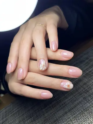 ネイル XIXI 🦁のネイルデザイン