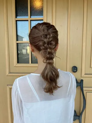 ロング ヘアアレンジ ウスイマイコ カット/ケアカラーのヘアスタイル