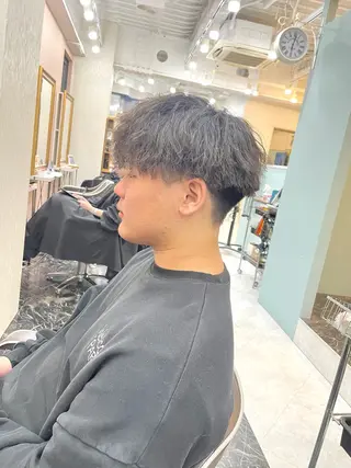 メンズ 亀川蓮 Agu hairのヘアスタイル