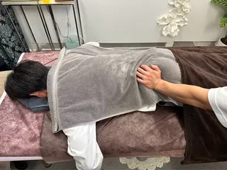 サロンドボーテココナッツ所属・レガシー 【リフレ&首】のエステ・リラクイメージ