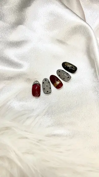 ネイル エーナイン 東雁来店所属・HARADA KANAのネイルデザイン