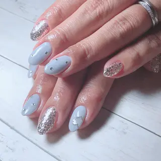 ネイル Eyelash salon mee所属・小船 莉穂のネイルデザイン