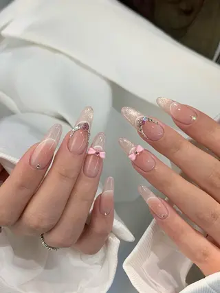 ネイル Elia Nail Salon池袋西口店所属・Saur Nailのネイルデザイン