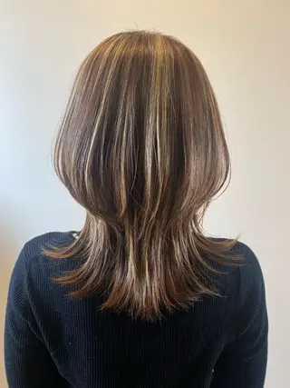 ミディアム カラー ✴︎ヒラガカナ✴︎ ECLAT HAIRのヘアスタイル