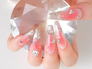 ネイル AURORA eyelash&nail salon アメ村店所属・Aurora Sakiのネイルデザイン