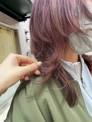 ミディアム ✂︎岡根 京花✂︎のヘアスタイル