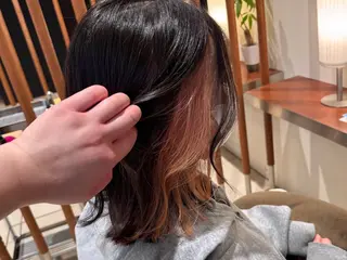 セミロング カラー 吉長 彩香のヘアスタイル