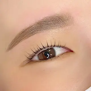 マツエク・マツパ Trinity Beauty&Health所属・毛利 紗里奈のマツエク・マツパデザイン