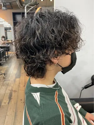 パーマ ブリーチ＆ハイライト デザイン艶カラーみくのヘアスタイル