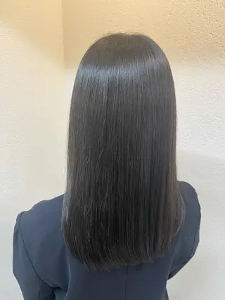 カラー PUUR所属・🍒鈴木 エミリ🍒のヘアスタイル