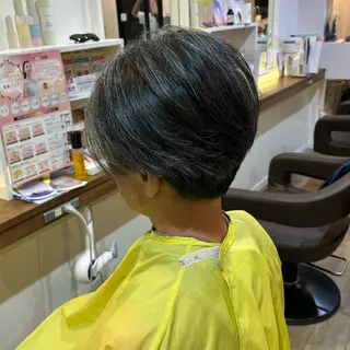 ショート 🎀ハイトーン/ 艶カラー/夕月🎀のヘアスタイル