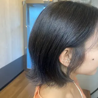 ショート カラー 猪股 華乃のヘアスタイル