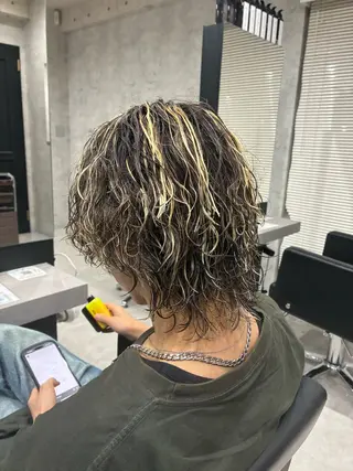 ミディアム パーマ メンズ ✨メンズ特化✨ サーフカール🏄‍♂のヘアスタイル