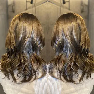 セミロング カラー tocca 💜石田愛結💜のヘアスタイル