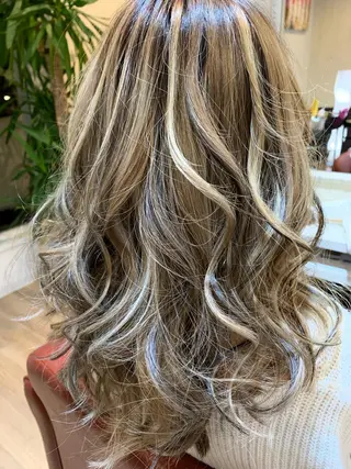 ロング カラー hair & spa Nalu所属・hair & spa Naluのヘアスタイル