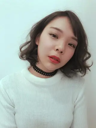 ミディアム カラー 江崎 わか子のヘアスタイル