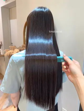 ロング Ruchika .のヘアスタイル