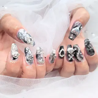 ネイル 🌺 NANAMI 🌺のネイルデザイン