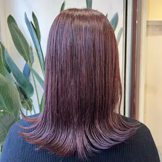 セミロング カラー ブリーチカラー🦖 岡部木乃夏のヘアスタイル