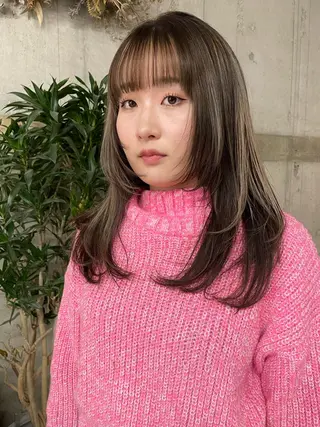 カラー wewe: momoeのヘアスタイル