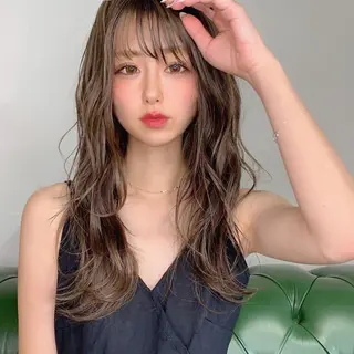 ロング nolla(ノーラ)所属・YOKOI SHINJIのヘアスタイル