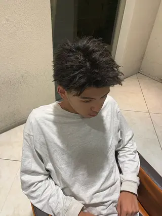 パーマ メンズ 山中 翔平のヘアスタイル