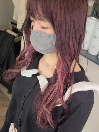 ロング ブリーチカラー🌈 嘉名 真樹のヘアスタイル