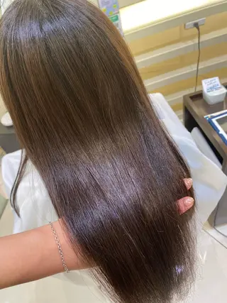 セミロング カラー 細めハイライト🩶 ボブ/レイヤーカットのヘアスタイル