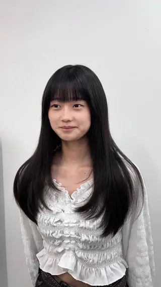 ロング 伊東美優【LEV.】 ボブカットのヘアスタイル