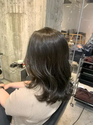 ミディアム カラー 🌈艶髪/髪質改善 新宿itouのヘアスタイル