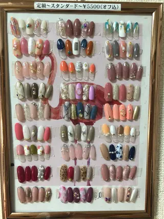 ネイル 桜田 麻菜のネイルデザイン