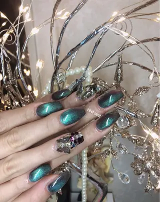 ロング ネイル 長さ出し専門 nynaのネイルデザイン