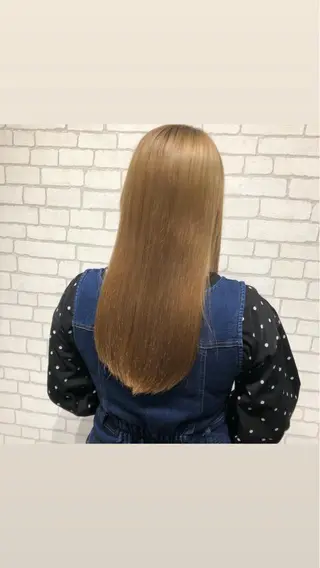 ロング カラー 松永 果菜のヘアスタイル