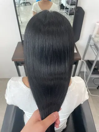 セミロング カラー 艶髪/トリートメント ⭐️KIRARI⭐️のヘアスタイル