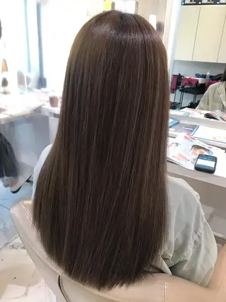 ロング 清藤 綾のヘアスタイル