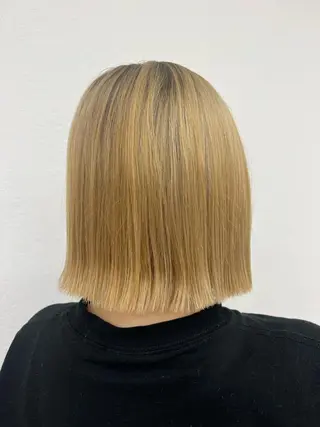 ミディアム SUR    QUATRE所属・宮前 尋のヘアスタイル