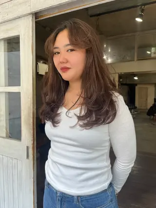 セミロング ハイトーン/顔まわり レイヤー/YUKAのヘアスタイル