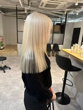 ロング カラー デザインカラー ダイチのヘアスタイル