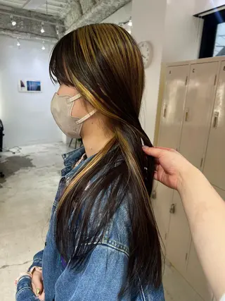 セミロング 💥ウルフカット デザインあんな💥のヘアスタイル